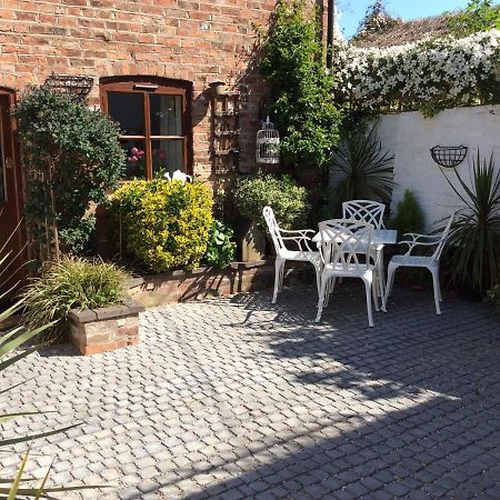 Old Street B&B Upton upon Severn Exterior foto