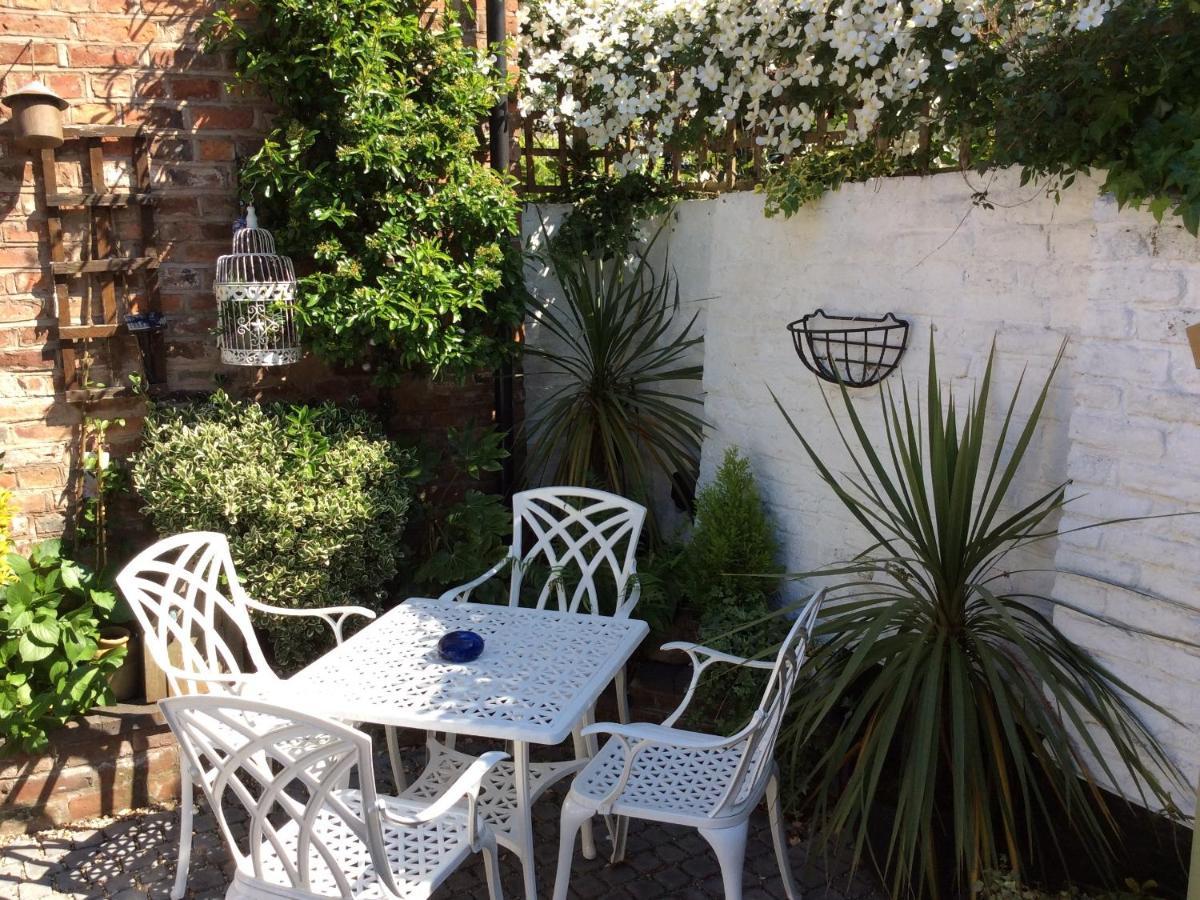 Old Street B&B Upton upon Severn Exterior foto