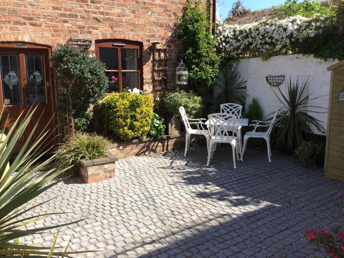 Old Street B&B Upton upon Severn Exterior foto